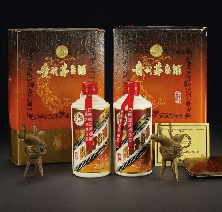 让胡路礼盒茅台酒回收